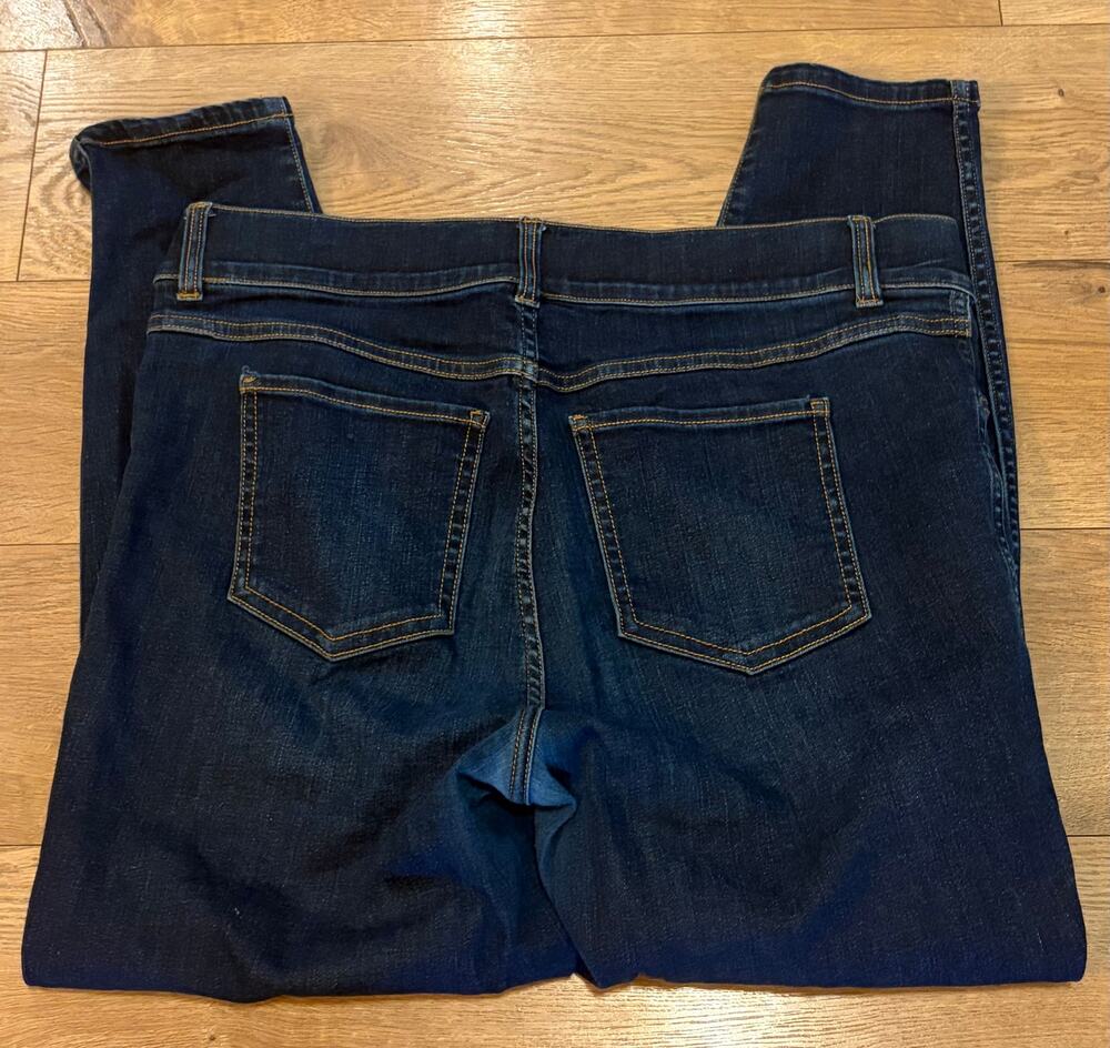 SPANX Jeans XL Petite Dark Wash Pull On Stretch Skinny Straight Ankle Denim